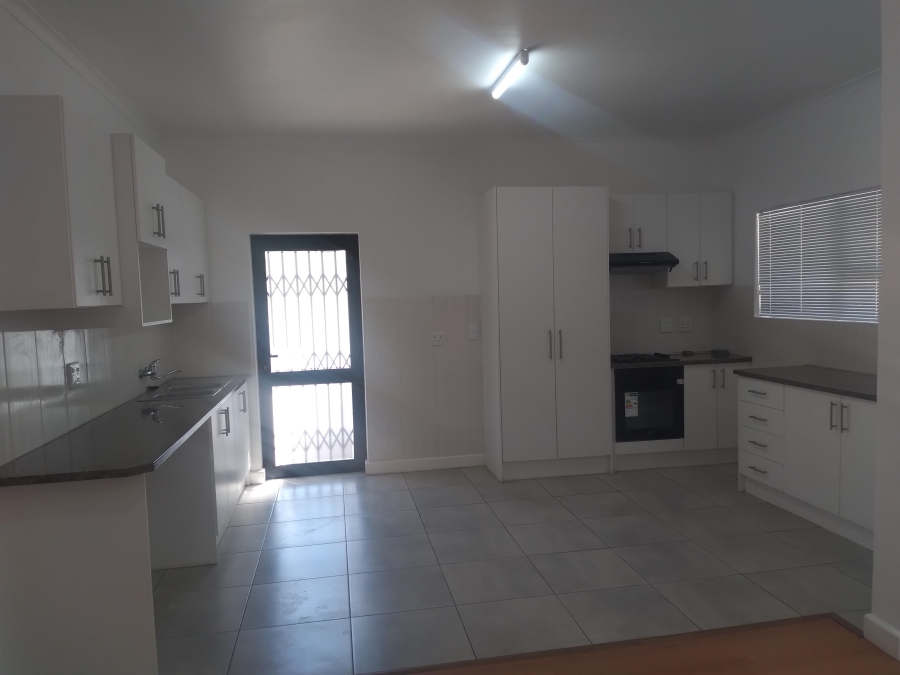 3 Bedroom Property for Sale in Villiersdorp Western Cape